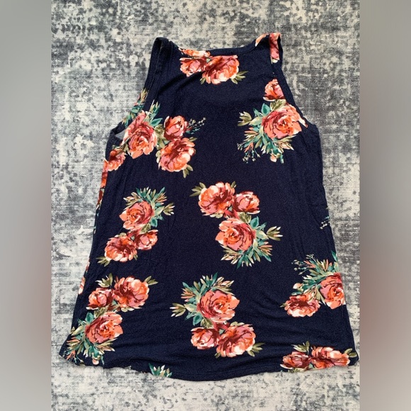 LOVEAPPELLA Earnest Swing Knit Top | Small Petite | Navy - Picture 4 of 5